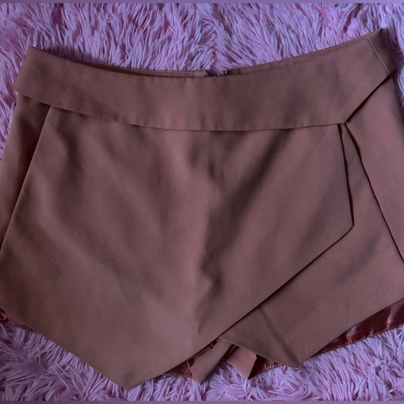 Forever 21 Pants - Forever 21 peach sz S  fold over waist skort